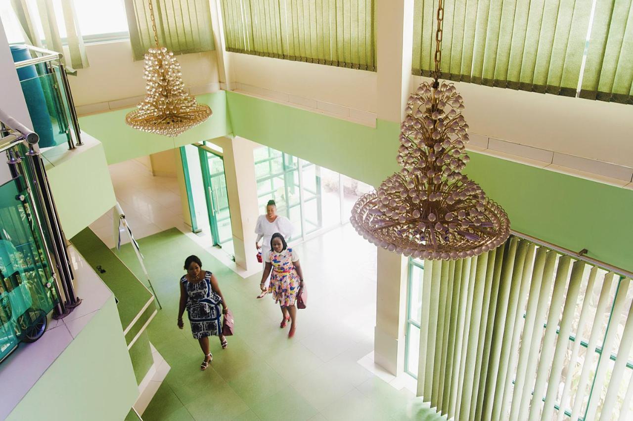 Korkdam Hotel Taifa Buitenkant foto