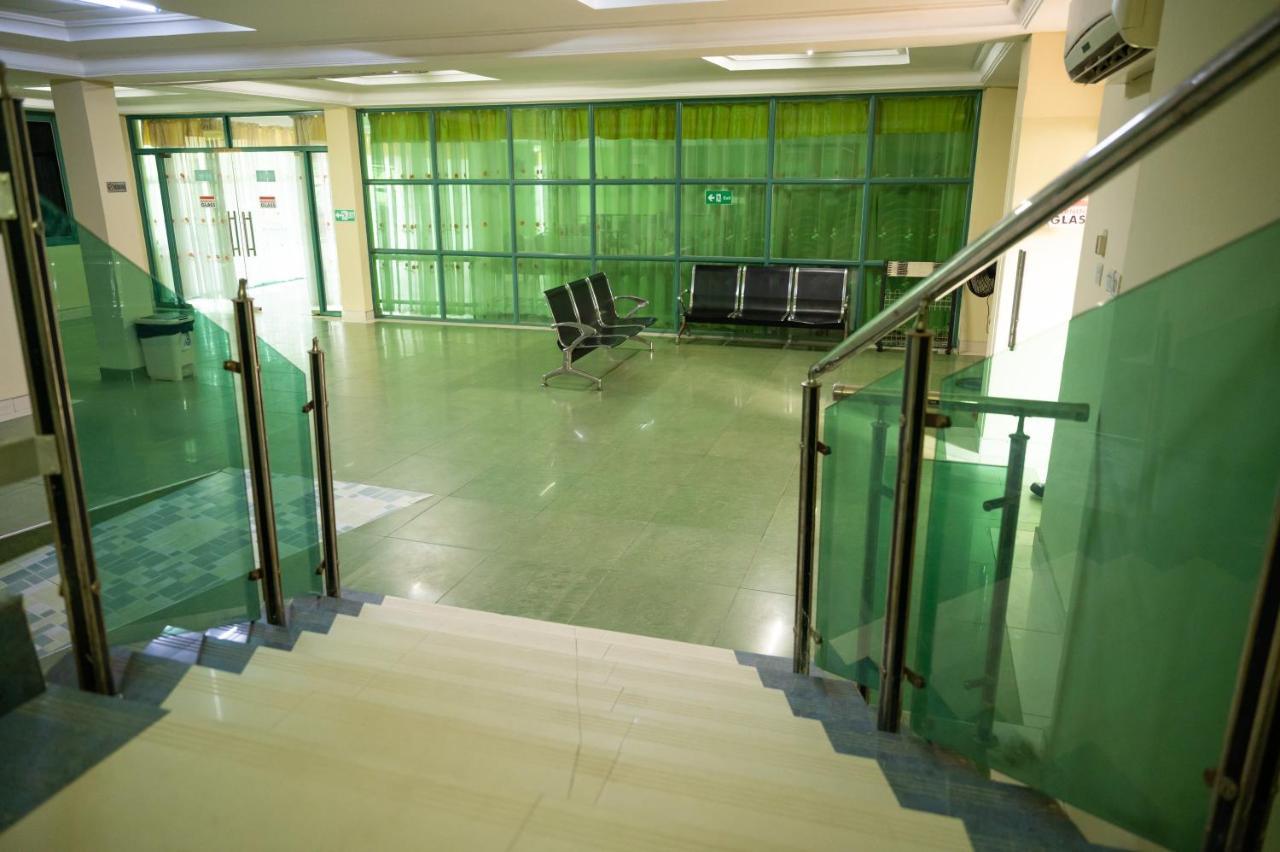 Korkdam Hotel Taifa Buitenkant foto