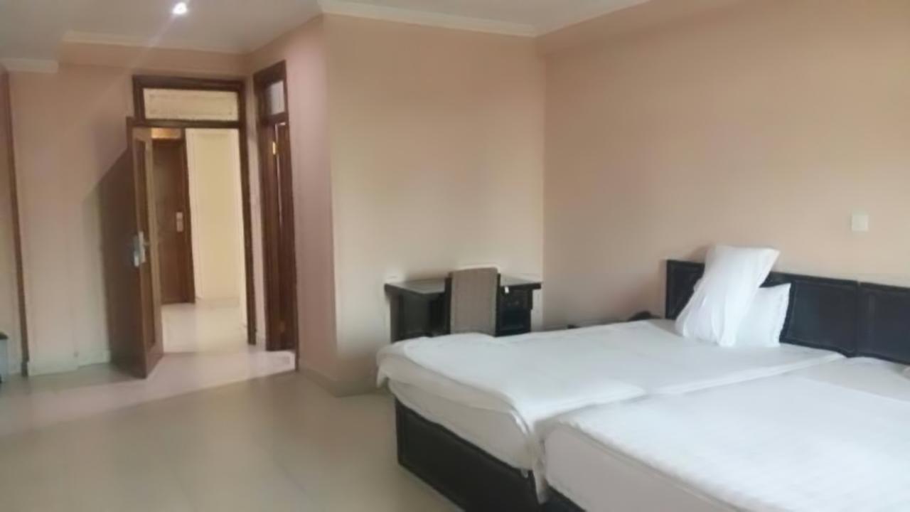 Korkdam Hotel Taifa Buitenkant foto