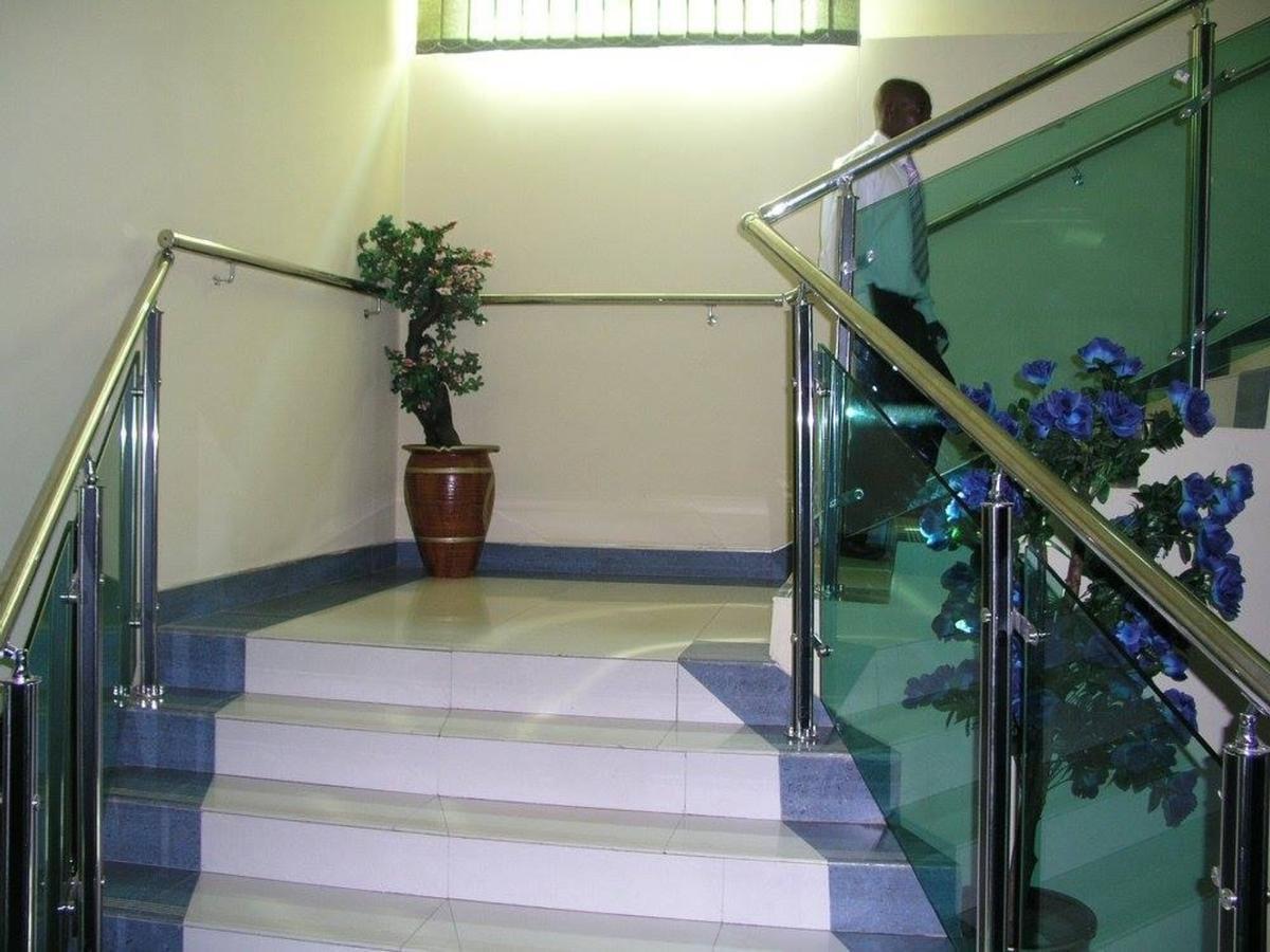Korkdam Hotel Taifa Buitenkant foto